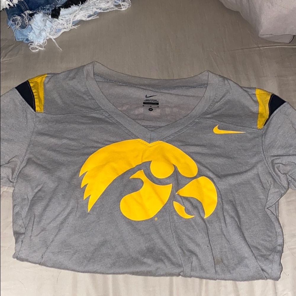 Nike Hawkeye Shirt